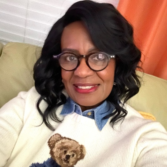 Meet your Posher, Deborah - Picture 1 of 1